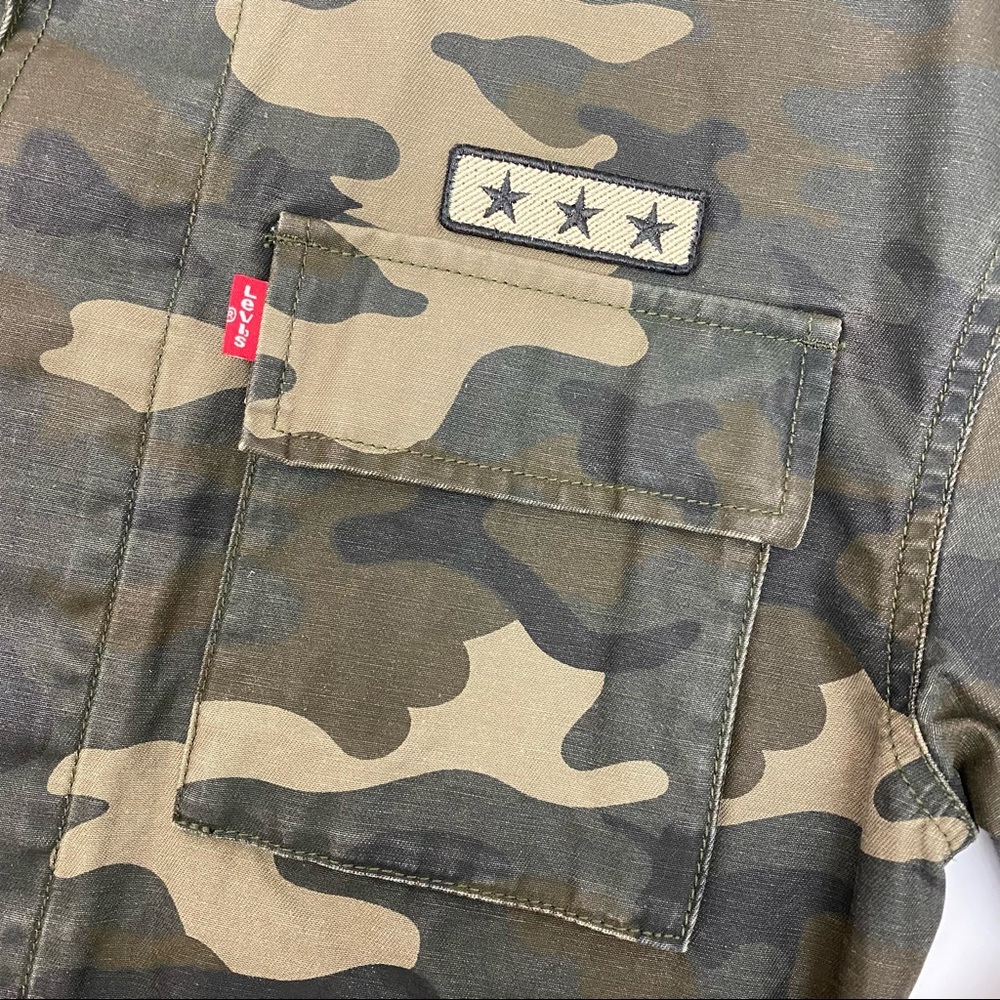 Levi’s Cotton Camo Printed Military Utility Trucker Jacket: Army Green/Tan - Picture 8 of 15